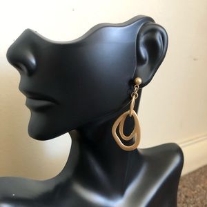 Vintage minimalistic matte finish stud earrings